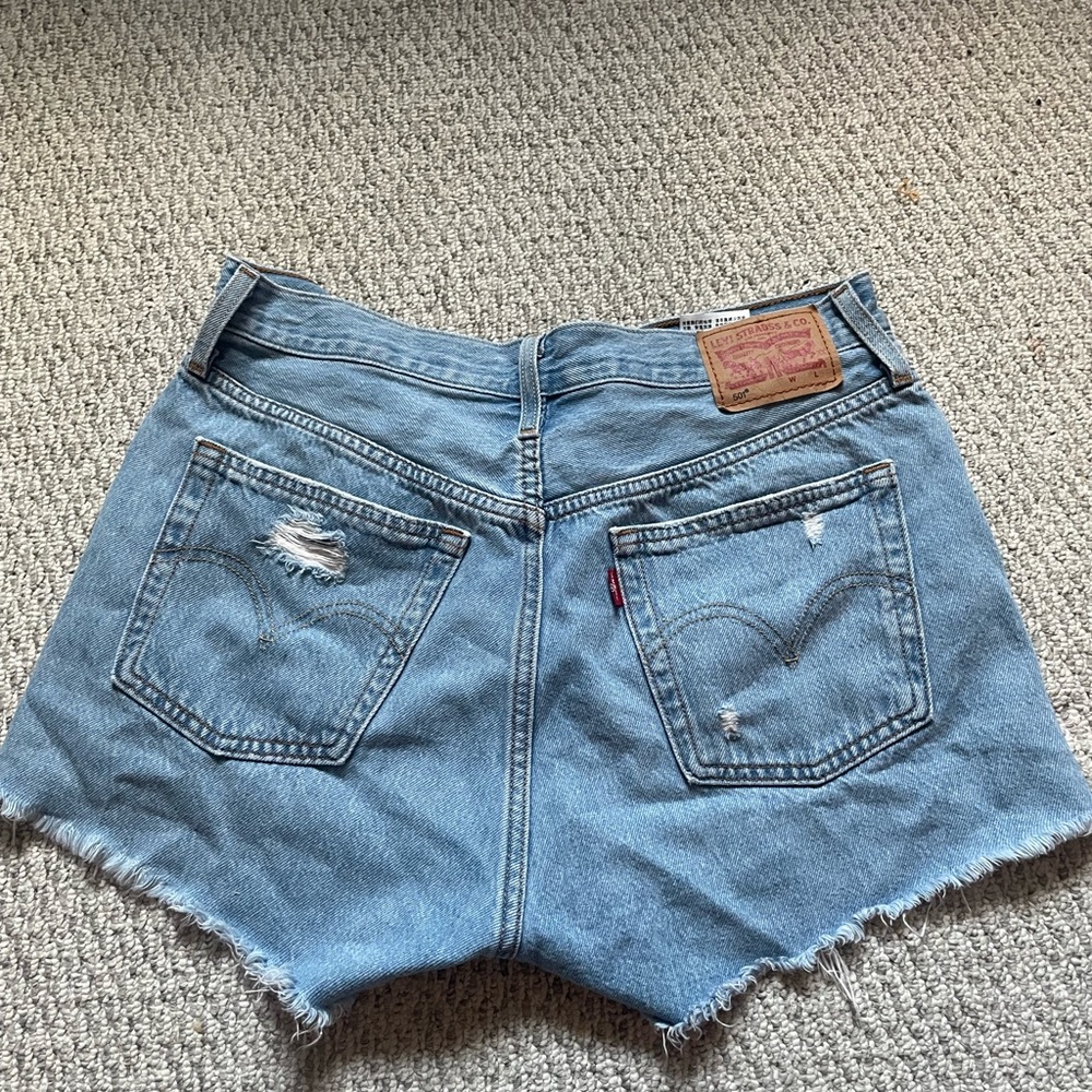 Levi’s button up jean shorts